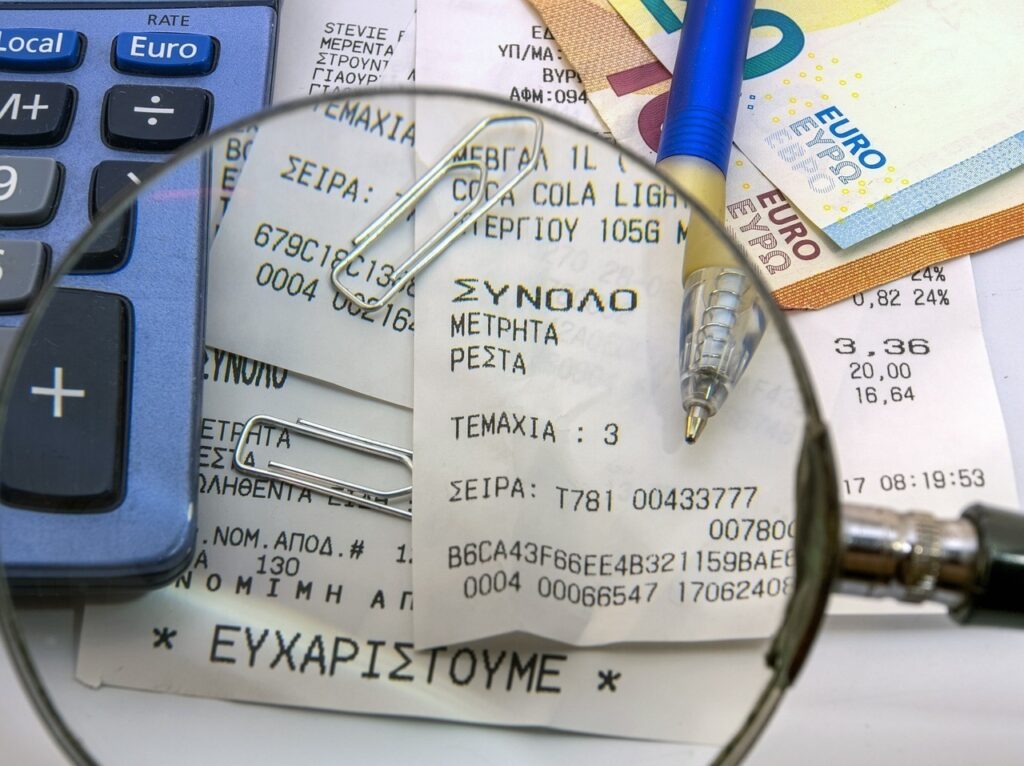 Η Εφορία αποκτά εικόνα για κάθε απόδειξη την ώρα που κόβεται