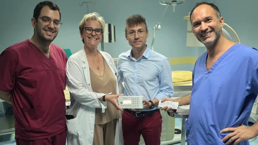 Μάθημα ανθρωπιάς από τον Δήμαρχο Μάνδρας- Δώρισε όλους τους μισθούς του 2025 στο Θριάσιο Νοσοκομείο