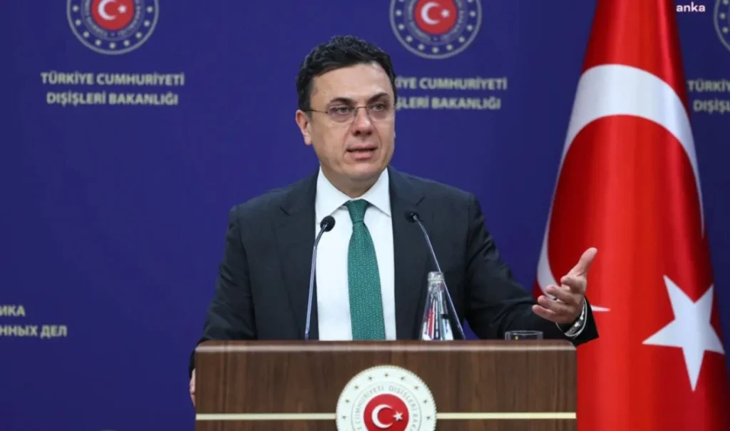 Άγκυρα: Θέτει ξανά ζήτημα “τουρκικής μειονότητας” στη Θράκη με φόντο την αναστολή λειτουργίας σχολείων Άγκυρα: Θέτει ξανά ζήτημα “τουρκικής μειονότητας” στη Θράκη με φόντο την αναστολή λειτουργίας σχολείων