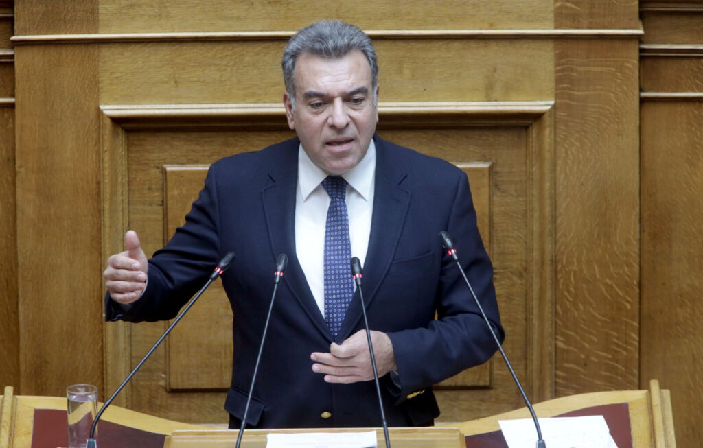 « 4 προτάσεις κατέθεσε ο Μάνος Κόνσολας για να τεθεί σε νέες βάσεις η λειτουργία του Κέντρου Υγείας Αντιμάχειας»