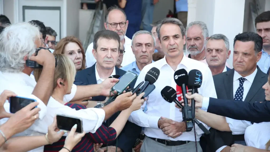 Μητσοτάκης για τη δολοφονία της μητέρας της Αφροδίτης Νέστορα: Καμία ανοχή στο αίμα και τον διχασμό των άκρων, η σκέψη μου στην οικογένεια του θύματος Μητσοτάκης για τη δολοφονία της μητέρας της Αφροδίτης Νέστορα: Καμία ανοχή στο αίμα και τον διχασμό των άκρων, η σκέψη μου στην οικογένεια του θύματος