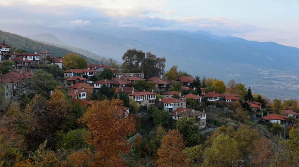 Εγκαταλελειμμένοι οικισμοί: Το σχέδιο του ΥΠΕΝ για οργανωμένες επεκτάσεις, οι όροι δόμησης και ο αντίλογος για τις εκτός σχεδίου περιοχές Εγκαταλελειμμένοι οικισμοί: Το σχέδιο του ΥΠΕΝ για οργανωμένες επεκτάσεις, οι όροι δόμησης και ο αντίλογος για τις εκτός σχεδίου περιοχές