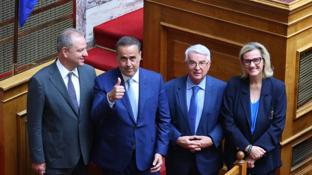 Πέρασε το νομοσχέδιο για το νερό – Παπασταύρου: Το υπάρχον σύστημα έχει εξαντλήσει τα όρια του