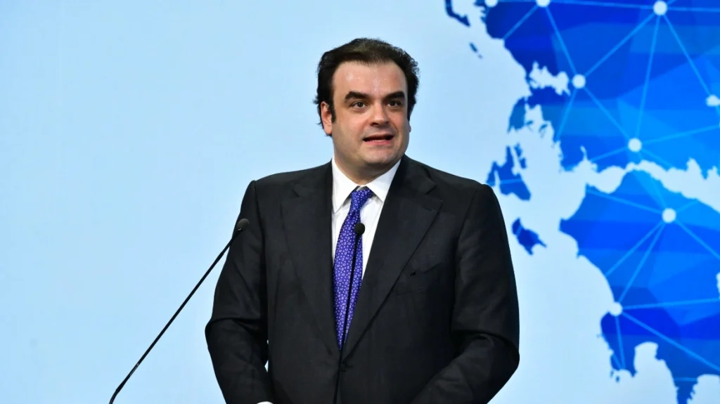 Πιερρακάκης από Ρόδο: Τα νησιά δεν είναι η άκρη της Ελλάδας, είναι η καρδιά της – Σε εξέλιξη 504 έργα ύψους €5,2 δισ. στο νότιο Αιγαίο