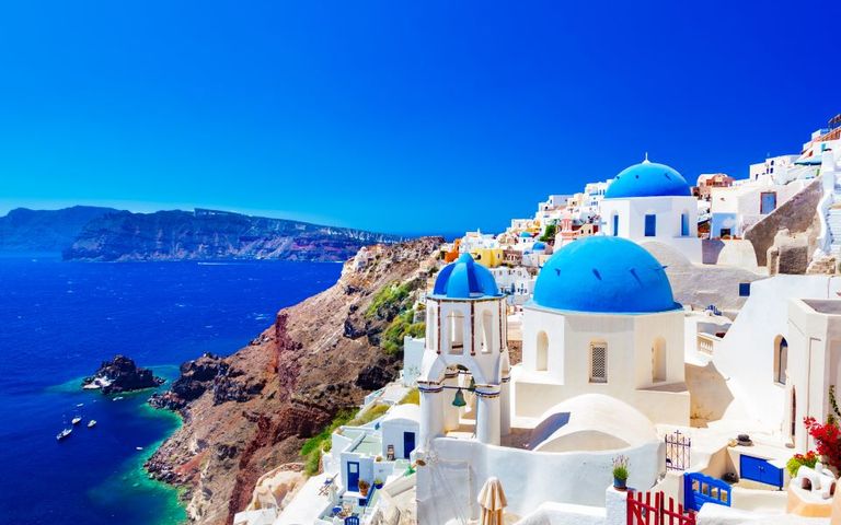 Νέος χάρτης στις διακοπές των ξένων: Τα ελληνικά νησιά που ανεβαίνουν Νέος χάρτης στις διακοπές των ξένων: Τα ελληνικά νησιά που ανεβαίνουν