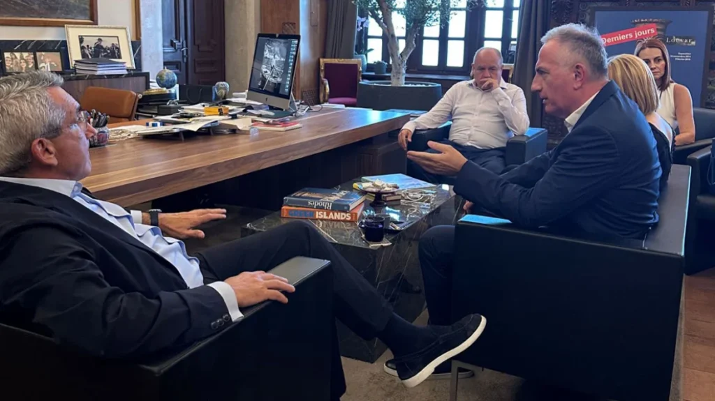 Καλαφάτης από τα Δωδεκάνησα: Η έρευνα στην υπηρεσία της κοινωνίας