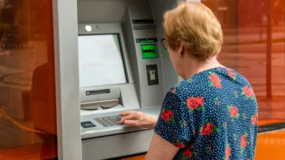 Συντάξεις χηρείας: Περίπου 8.500 θα δουν αυξήσεις 50% στο τέλος Αυγούστου, κατατέθηκε η διάταξη που καταργεί τις περικοπές ΣΥΡΙΖΑ