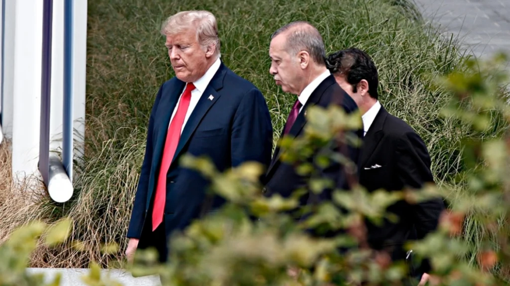 New York Times: O Τραμπ θα πει στον Ερντογάν ότι είναι διατεθειμένος να επανεντάξει την Τουρκία στο πρόγραμμα για τα F-35 New York Times: O Τραμπ θα πει στον Ερντογάν ότι είναι διατεθειμένος να επανεντάξει την Τουρκία στο πρόγραμμα για τα F-35