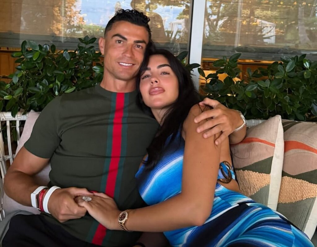Cristiano Ronaldo και Georgina Rodríguez: Παντρεύτηκαν μετά από σχεδόν 10 χρόνια σχέσης Cristiano Ronaldo και Georgina Rodríguez: Παντρεύτηκαν μετά από σχεδόν 10 χρόνια σχέσης