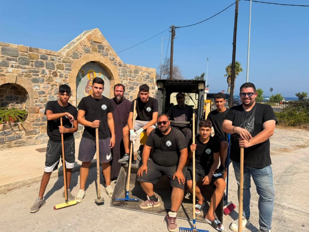 Σύλλογος Νεολαίας Ιαλυσού: Εθελοντική δράση με επίκεντρο τη Μονή Φανερωμένης (Φωτο)