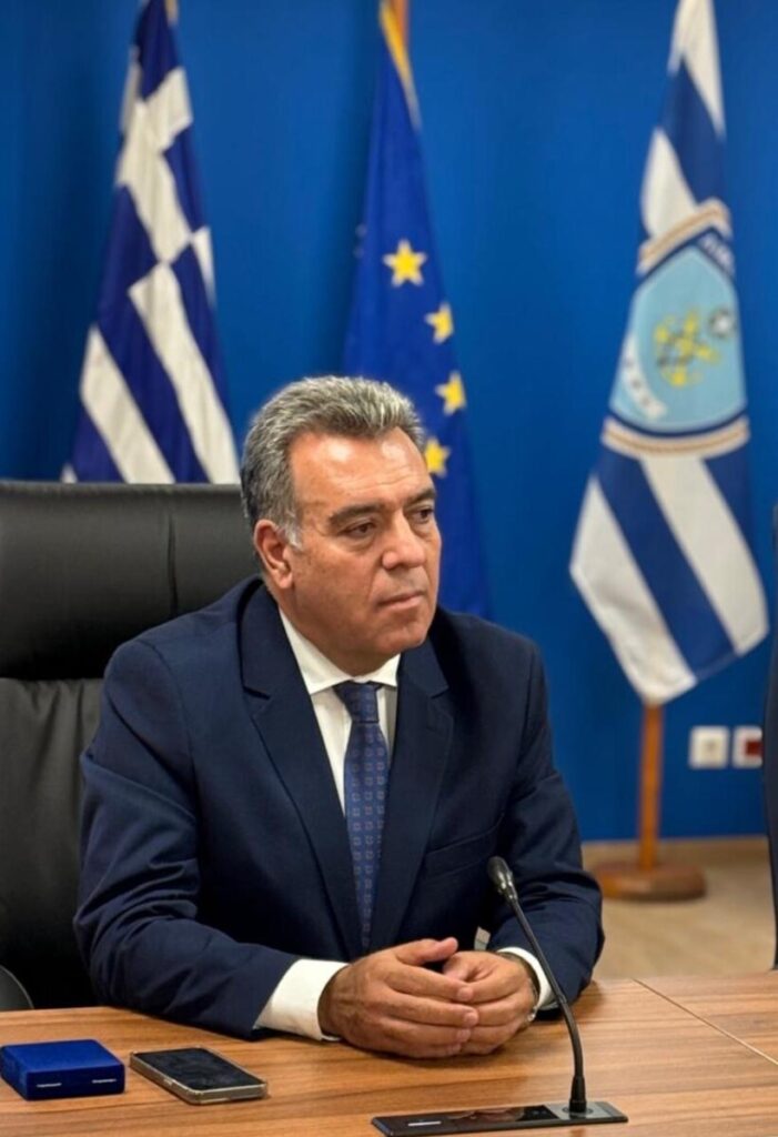«Να διευκολυνθούν οι πολίτες που έχουν παλαιού τύπου ταυτότητες σε ισχύ στην έκδοση διαβατηρίου» «Να διευκολυνθούν οι πολίτες που έχουν παλαιού τύπου ταυτότητες σε ισχύ στην έκδοση διαβατηρίου»