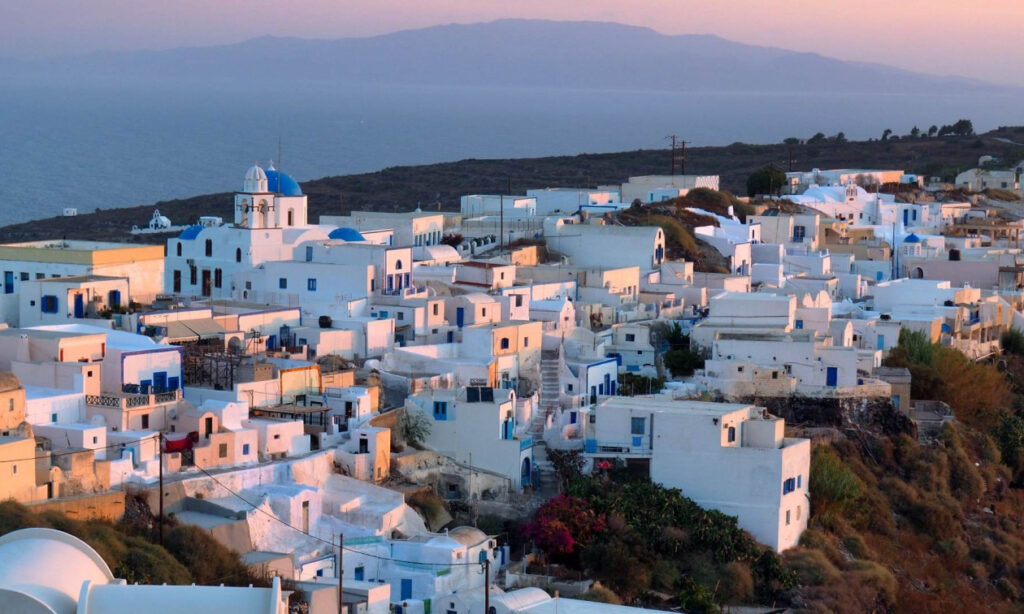 Το National Geographic αποθεώνει το «μικρό αδελφάκι» της Σαντορίνης: Το κρυμμένο μυστικό της Ελλάδας
