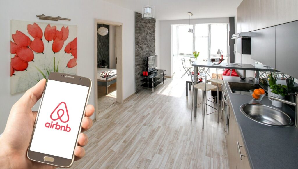 Τα ξενοδοχεία αλλάζουν το μοντέλο της Airbnb, τι σημαίνει για τη βραχυχρόνια μίσθωση και τον τουρισμό Τα ξενοδοχεία αλλάζουν το μοντέλο της Airbnb, τι σημαίνει για τη βραχυχρόνια μίσθωση και τον τουρισμό