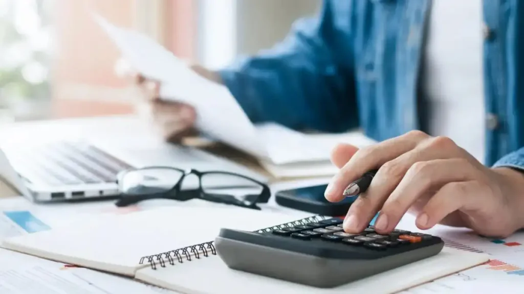 «Παράθυρο» για μοντέλο 120 δόσεων στις εξοφλήσεις παλιών χρεών «Παράθυρο» για μοντέλο 120 δόσεων στις εξοφλήσεις παλιών χρεών