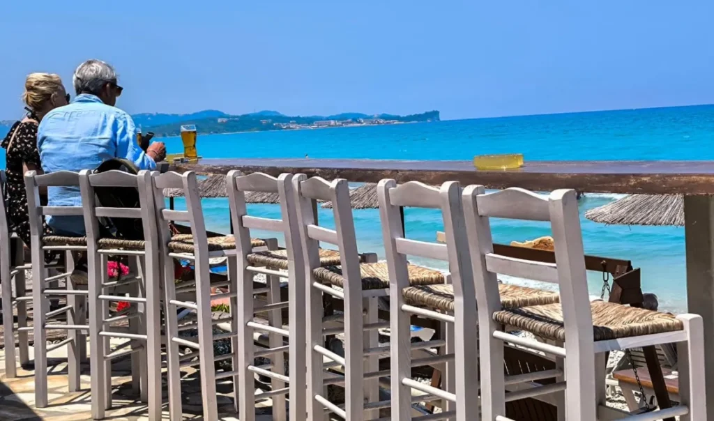 Αυξάνονται τα κενά στην αγορά εργασίας: Ελλείψεις προσωπικού λόγων των μαζικών συνταξιοδοτήσεων – Ποιοι κλάδοι αναζητούν εργαζόμενους Αυξάνονται τα κενά στην αγορά εργασίας: Ελλείψεις προσωπικού λόγων των μαζικών συνταξιοδοτήσεων – Ποιοι κλάδοι αναζητούν εργαζόμενους