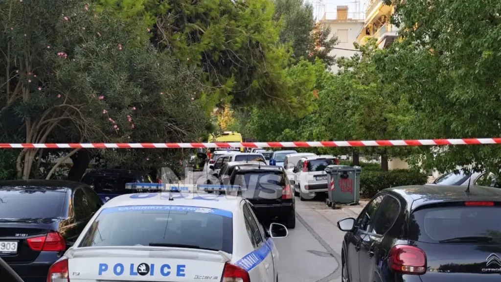 Νέα Σμύρνη: Της έστησε καρτέρι έξω από το σπίτι της, την πυροβόλησε στο κεφάλι και αυτοκτόνησε Νέα Σμύρνη: Της έστησε καρτέρι έξω από το σπίτι της, την πυροβόλησε στο κεφάλι και αυτοκτόνησε