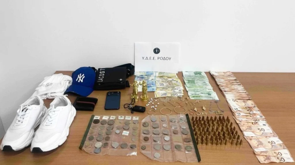 Ρόδος: Παρίσταναν τους υπαλλήλους εταιρείας ρεύματος και άρπαξαν τιμαλφή από 47χρονη, δύο συλλήψεις